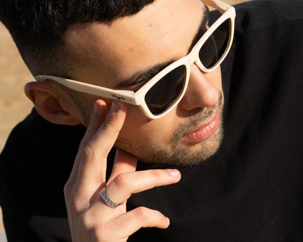 Regular Polarized - Beige Black - Waypalm ©