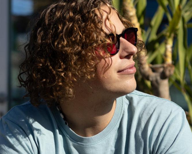 Santa María Black - Red - Waypalm ©