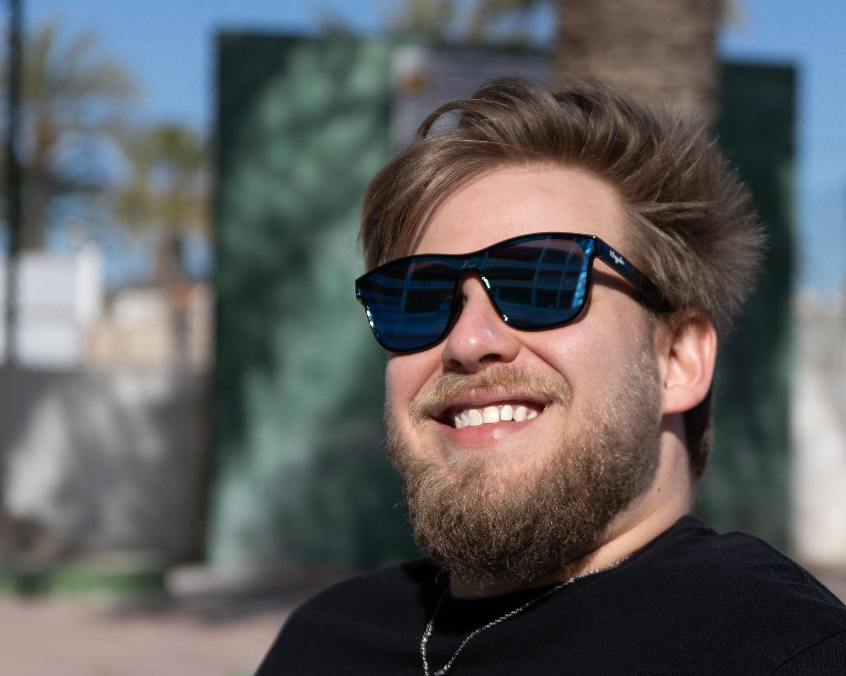 Curve Black- Blue Mirrow - Waypalm ©