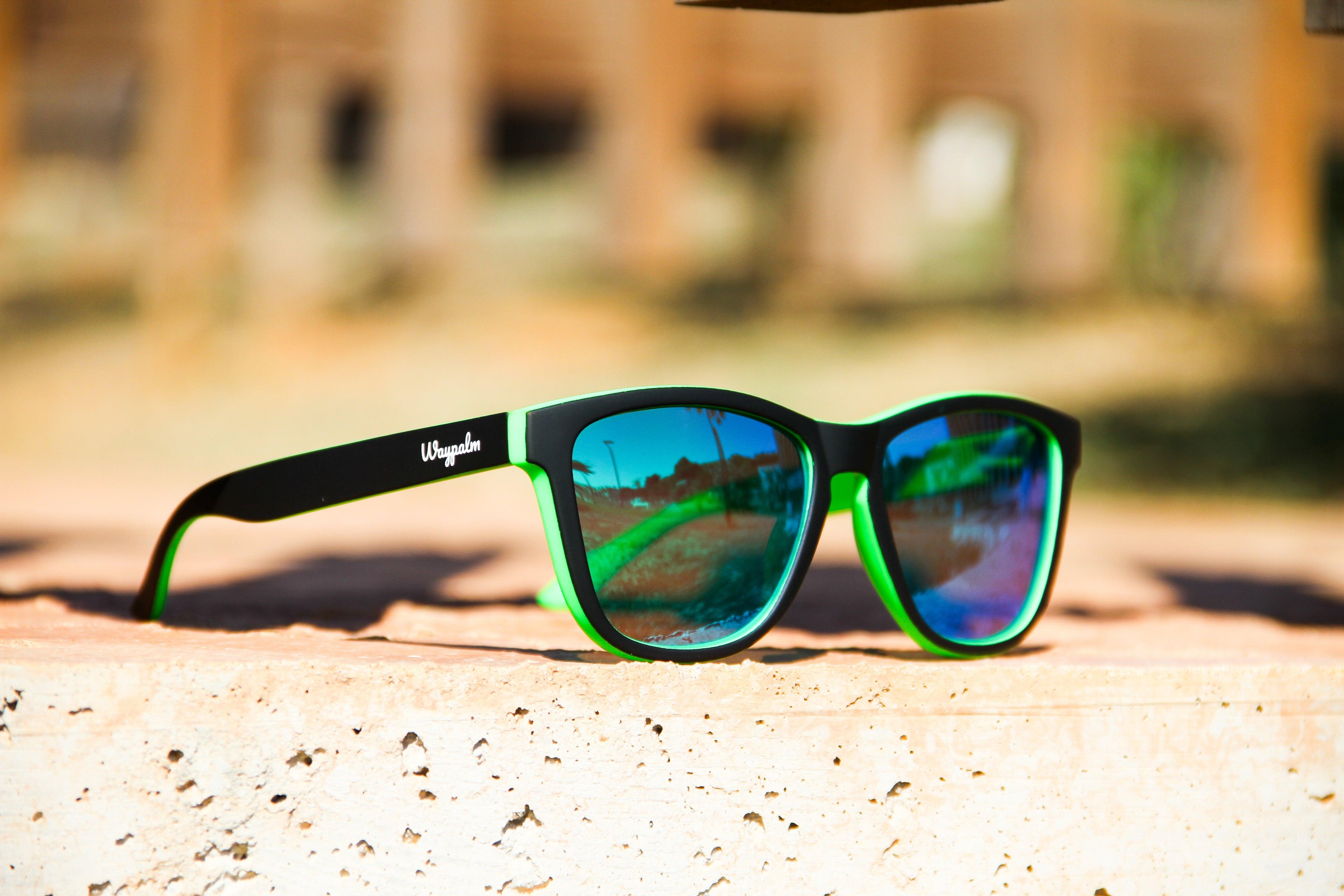 Regular Black Green Polarized - Green Mirrow - Waypalm ©