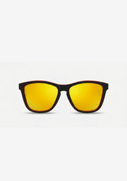 Regular Black Red